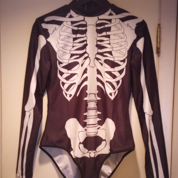 Skeleton bodysuit blk & wte L/XL New without tags! - Picture 1 of 6